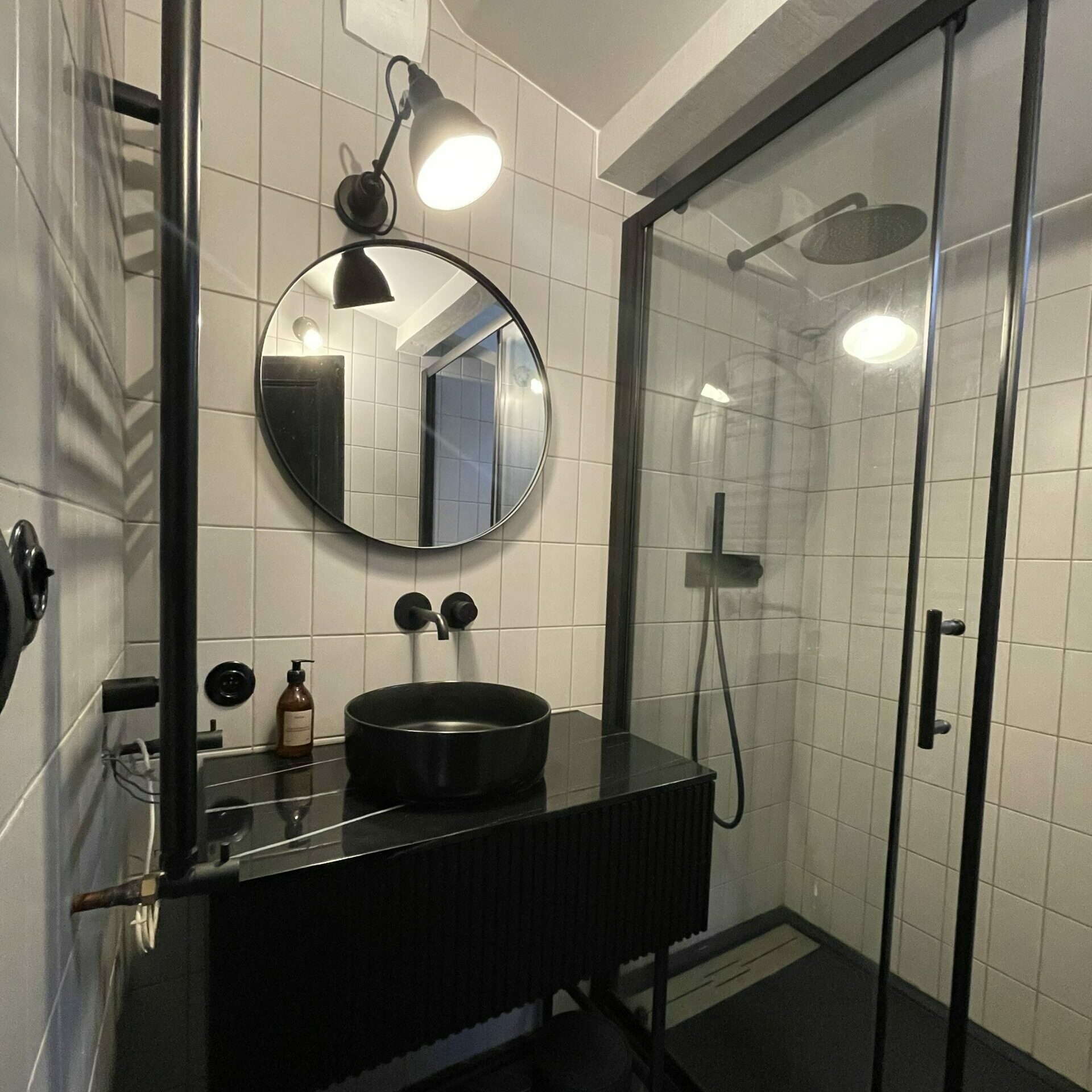 renovation-salle-de-bain-industriel